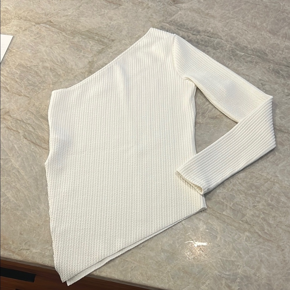 Elegant One-Shoulder Long Sleeve